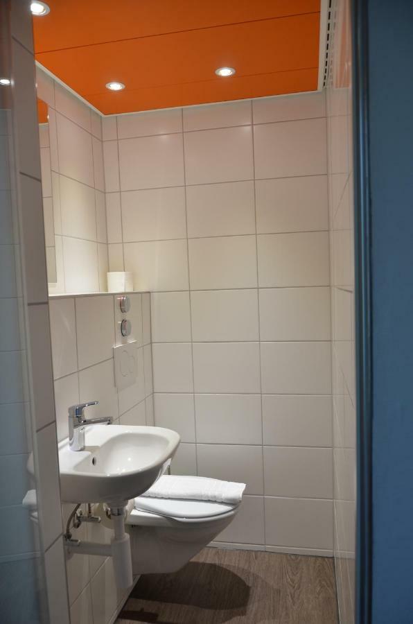 Easyhotel Zurich West المظهر الخارجي الصورة